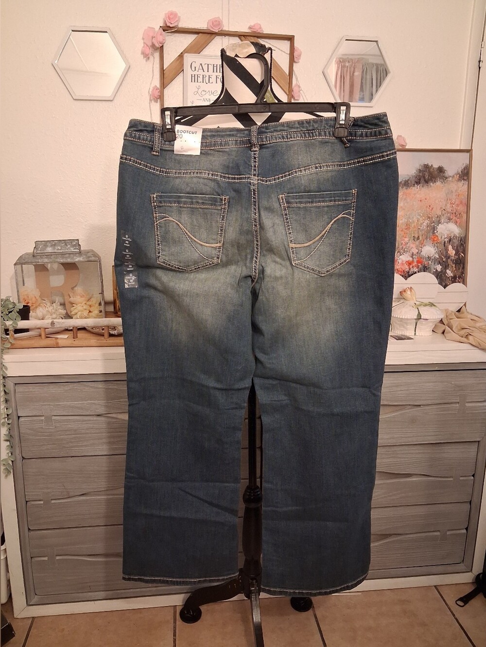 Lane Bryant Genius Fit Distressed Bootcut Jeans - Med Wash Plus Size Denim - Picture 3 of 3
